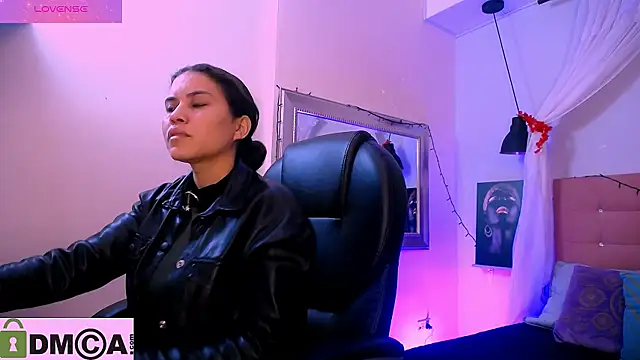 natasha  jackson online show from 01-23-25, 01:24