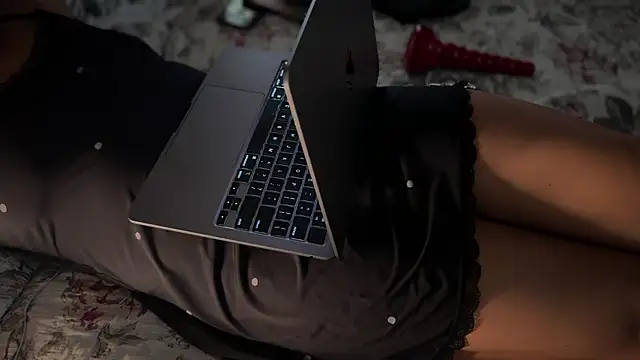 Snapshot of mistresslaviniabr chatting on 02-23-25, 02:25 mistresslaviniabr online show from 02-23-25, 02:25