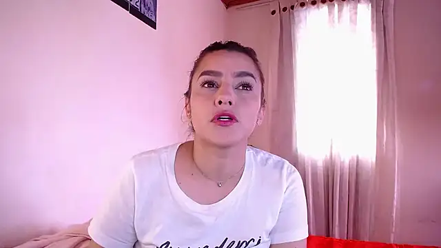 Lu perez online show from 10-06-25, 07:11