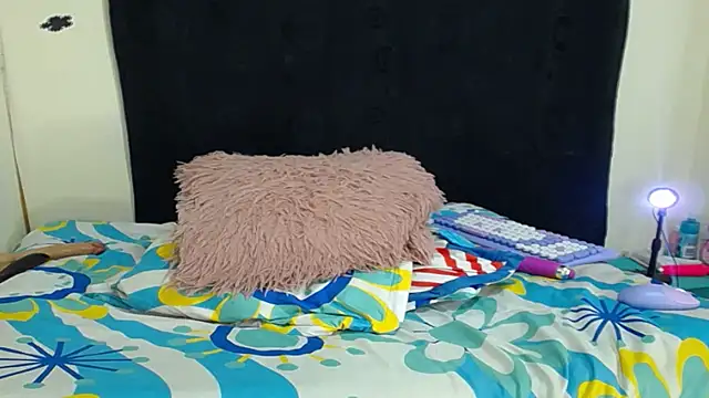 Snapshot of katty_ebonny chatting on 12-04-24, 03:59 katty ebonny online show from 12-04-24, 03:59