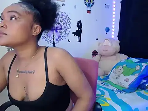 Snapshot of katty_ebonny chatting on 09-18-25, 04:03 katty ebonny online show from 09-18-25, 04:03