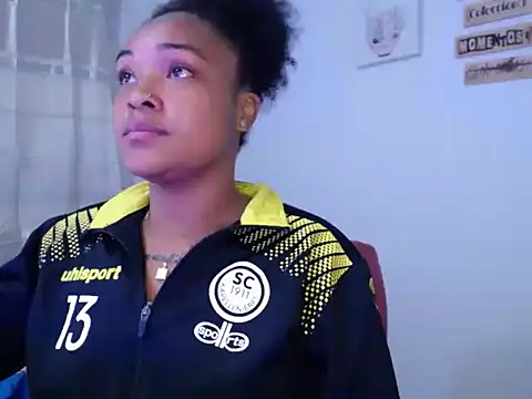 Snapshot of katty_ebonny chatting on 10-01-25, 03:34 katty ebonny online show from 10-01-25, 03:34