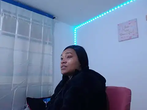 Snapshot of katty_ebonny chatting on 10-15-25, 03:17 katty ebonny online show from 10-15-25, 03:17