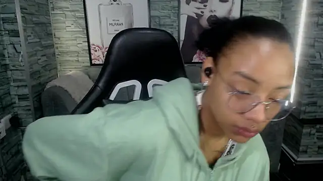 Violeth b online show from 09-27-25, 12:43