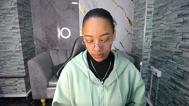 Violeth b online show from 10-13-25, 12:49