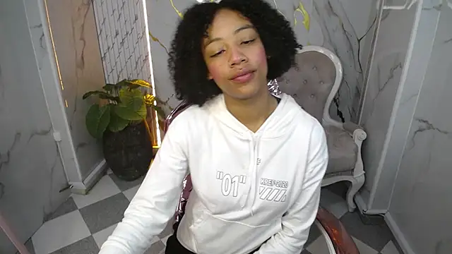 Violeth b online show from 10-17-25, 01:14