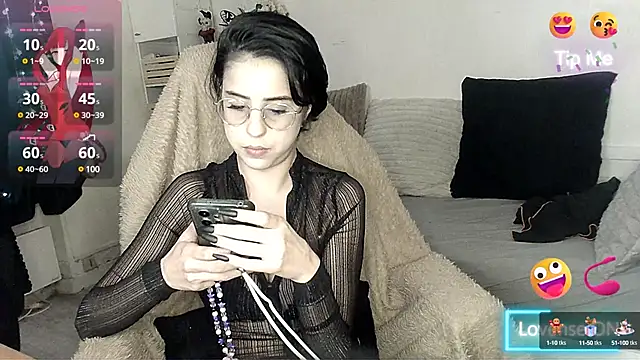 LisandreLaVenale online show from 01-15-25, 10:24