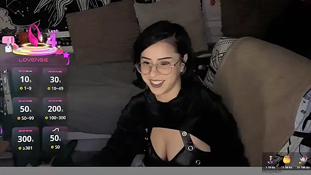 LisandreLaVenale online show from 11-15-25, 11:32