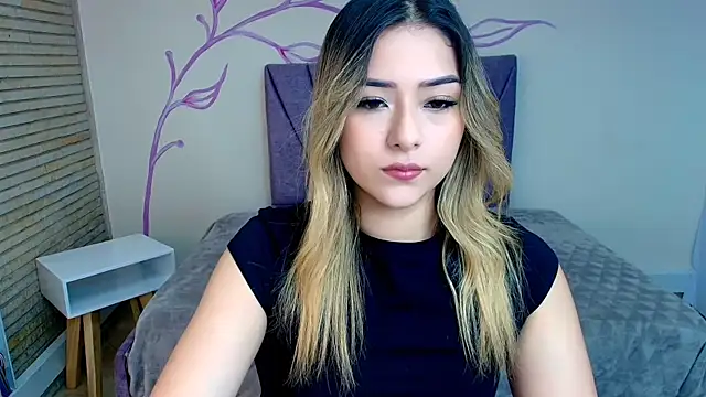 DahliaMoore online show from 12-13-24, 12:06