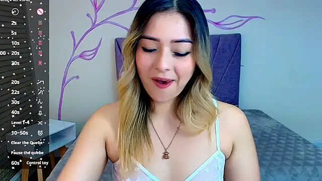 DahliaMoore online show from 12-14-24, 04:31