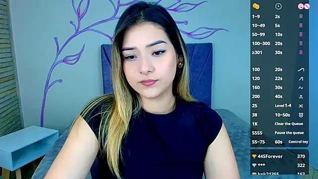 DahliaMoore online show from 12-21-24, 04:25