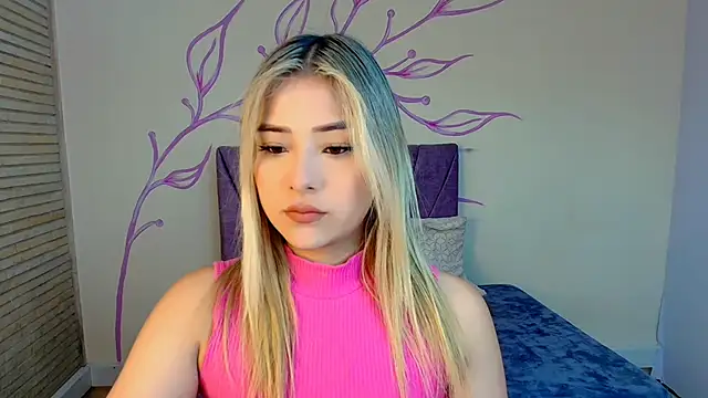 DahliaMoore online show from 01-05-25, 01:47