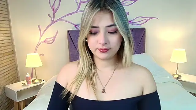 DahliaMoore online show from 03-07-25, 08:22