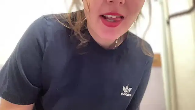 SkarlettRose96 online show from 10-03-25, 02:03