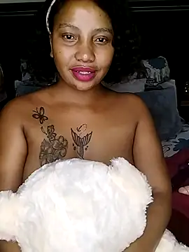 Snapshot of quenliyasa chatting on 02-16-25, 01:27 quenliyasa online show from 02-16-25, 01:27