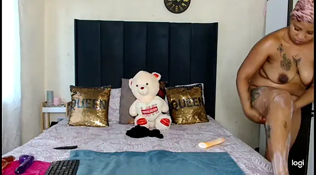 Snapshot of quenliyasa chatting on 03-18-25, 08:58 quenliyasa online show from 03-18-25, 08:58