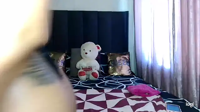 Snapshot of quenliyasa chatting on 09-22-25, 07:54 quenliyasa online show from 09-22-25, 07:54