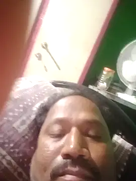 Snapshot of SSmadhu chatting on 10-14-25, 01:12 SSmadhu online show from 10-14-25, 01:12