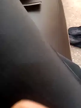 Snapshot of SSmadhu chatting on 10-17-25, 09:01 SSmadhu online show from 10-17-25, 09:01