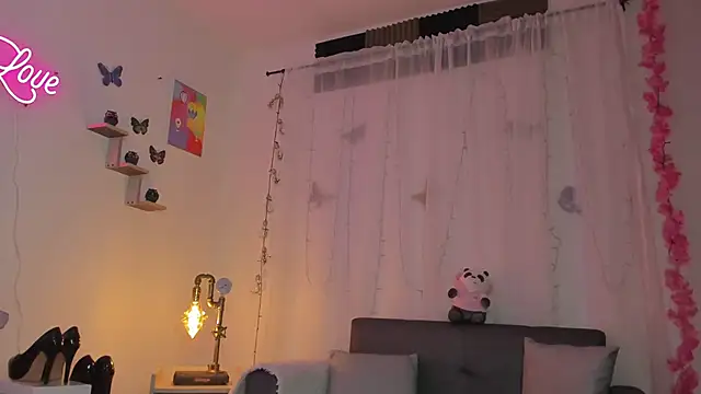 Alaia Love77 online show from 01-28-25, 09:40