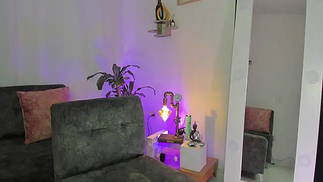 Alaia Love77 online show from 02-16-25, 09:59