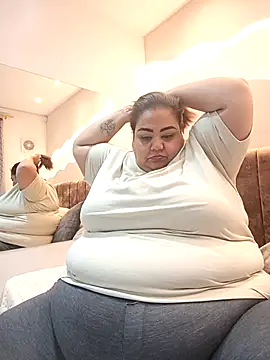 Snapshot of Alisson_am chatting on 12-20-25, 11:17 Alisson am online show from 12-20-25, 11:17