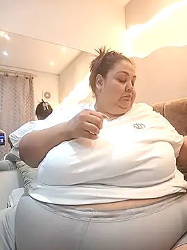 Snapshot of Alisson_am chatting on 01-09-26, 11:24 Alisson am online show from 01-09-26, 11:24