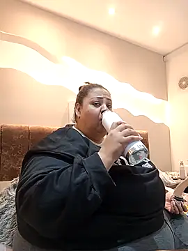 Snapshot of Alisson_am chatting on 01-14-26, 11:27 Alisson am online show from 01-14-26, 11:27