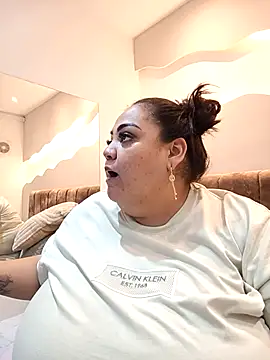 Snapshot of Alisson_am chatting on 02-11-26, 11:15 Alisson am online show from 02-11-26, 11:15