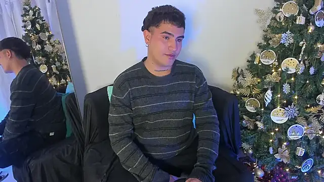 Snapshot of MatheoVelez chatting on 12-24-24, 06:11 MatheoVelez online show from 12-24-24, 06:11