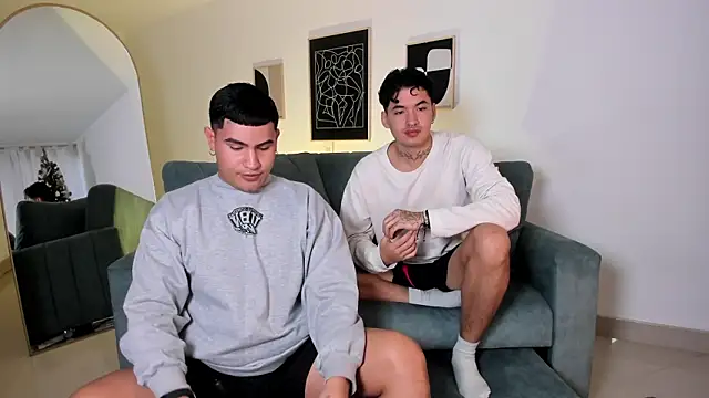 Snapshot of MatheoVelez chatting on 01-09-25, 04:28 MatheoVelez online show from 01-09-25, 04:28