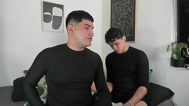 Snapshot of MatheoVelez chatting on 02-14-25, 04:37 MatheoVelez online show from 02-14-25, 04:37