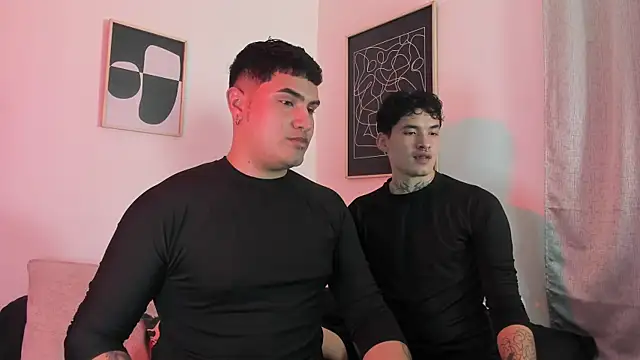 Snapshot of MatheoVelez chatting on 02-14-25, 07:38 MatheoVelez online show from 02-14-25, 07:38