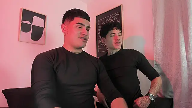 Snapshot of MatheoVelez chatting on 02-14-25, 10:49 MatheoVelez online show from 02-14-25, 10:49