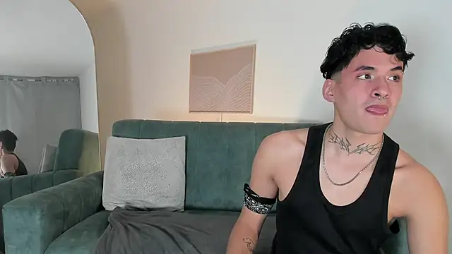 Snapshot of MatheoVelez chatting on 03-03-25, 02:47 MatheoVelez online show from 03-03-25, 02:47