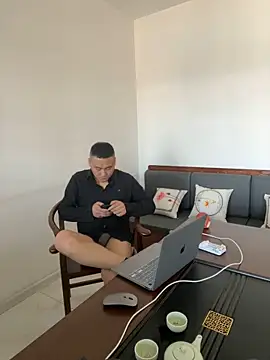 ShaoZian 1 online show from 10-23-25, 02:33