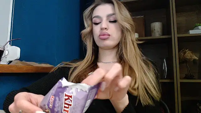 Your Jessy online show from 03-15-25, 05:37