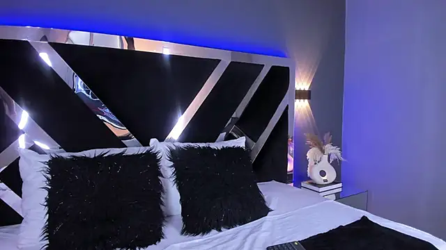 JulietaCheerr online show from 01-02-25, 02:02