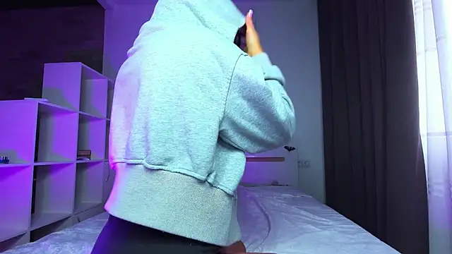 AddictedSabi online show from 10-20-25, 12:38