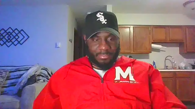 Snapshot of Stayinalive1992 chatting on 02-26-25, 06:26 Stayinalive1992 online show from 02-26-25, 06:26