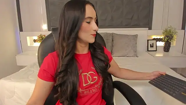 SaraGomez1 online show from 02-26-26, 02:16