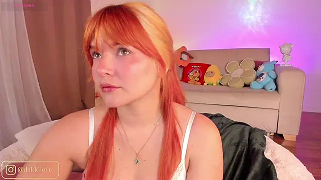 Snapshot of DAKOTA_LOVEE chatting on 02-25-26, 04:44 DAKOTA LOVEE online show from 02-25-26, 04:44