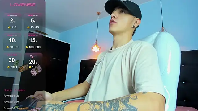 Lobo 17  online show from 11-26-25, 03:40