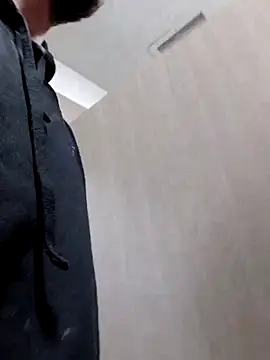 QcMisterv13 online show from 01-28-25, 11:50