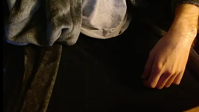 Snapshot of jp_309_ chatting on 03-17-25, 10:17 jp 309  online show from 03-17-25, 10:17