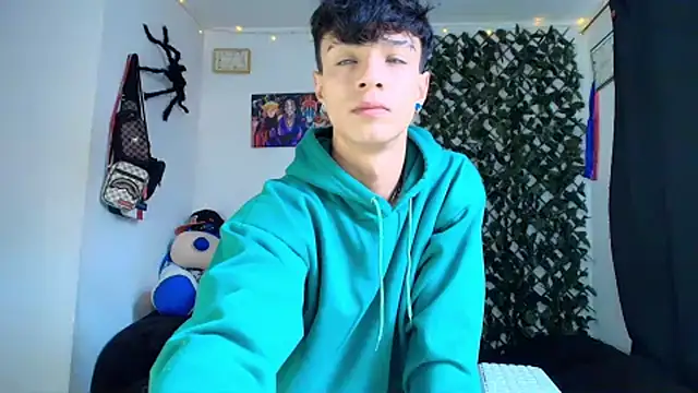 twink sebas  online show from 02-08-25, 06:22