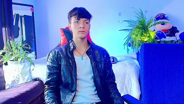 twink sebas  online show from 10-15-25, 02:28