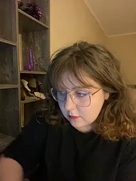 cinnabon  online show from 12-24-24, 04:19