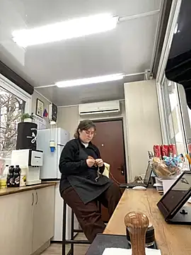 cinnabon  online show from 01-19-25, 10:17