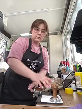 cinnabon  online show from 03-14-25, 09:14